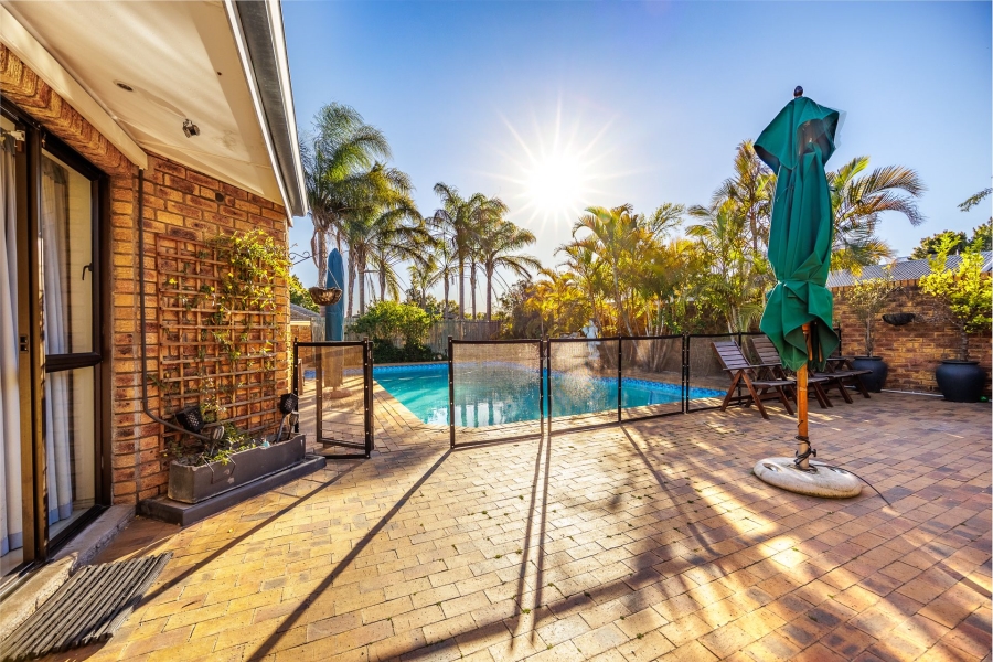 4 Bedroom Property for Sale in Tara Western Cape